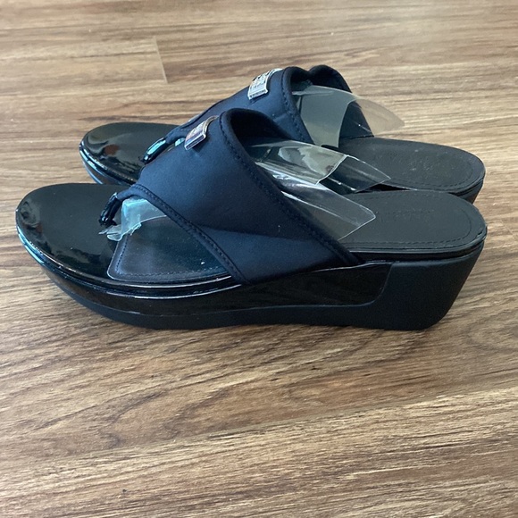 Kenneth Cole REACTION Women's Pepea Life Sporty Thong Platform Sandal Wedge 11M - Picture 4 of 7